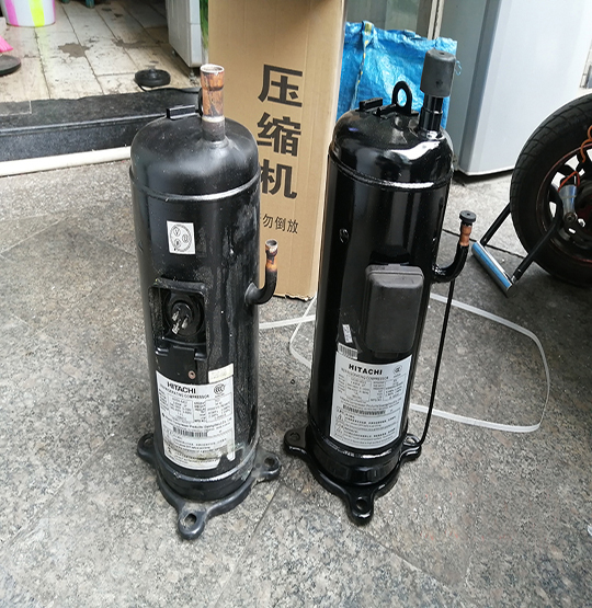 鹰手营中央空调压缩机的更换维修